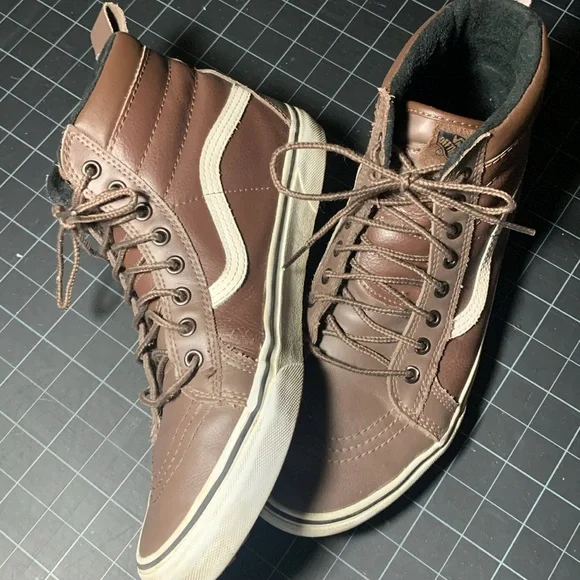 Men’s Vans Off The Wall, leather high top, size 11 - Picture 2 of 13